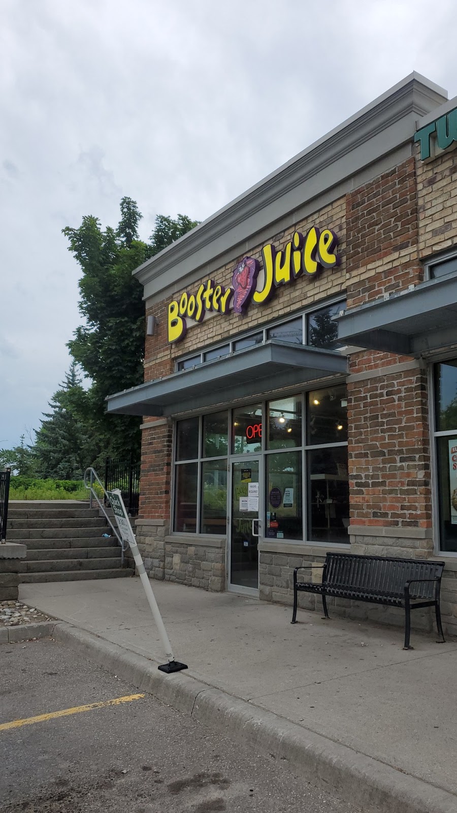 Booster Juice | 105 Clair Rd E Unit 5, Guelph, ON N1L 1G6, Canada | Phone: (519) 341-3522
