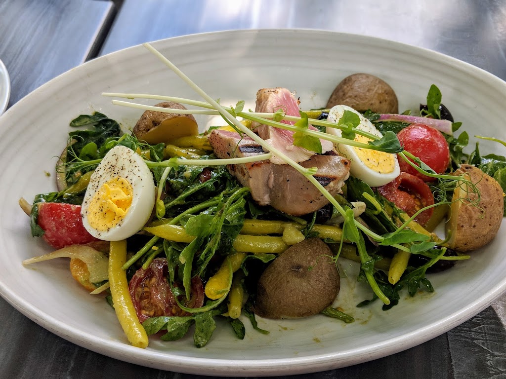 Septembre Bistro Bar | 919 Rue Laurier, Beloeil, QC J3G 4K8, Canada | Phone: (450) 467-3622
