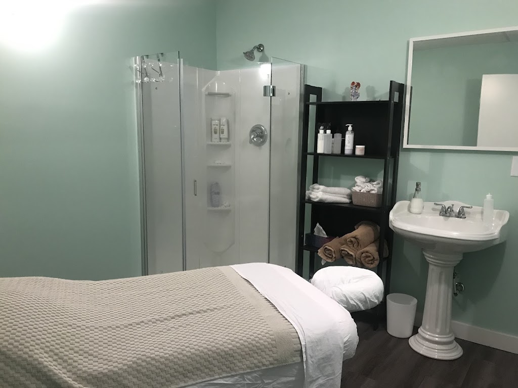 Amies A Plus Spa | 113-5227 Lakeshore Dr, Sylvan Lake, AB T4S 1Y8, Canada | Phone: (403) 307-8288