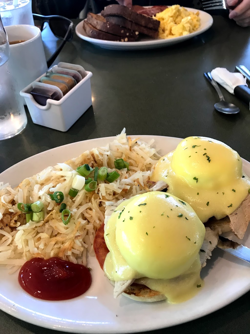 Smittys | 117-50 Tenth St, Nanaimo, BC V9R 6L1, Canada | Phone: (250) 716-8887