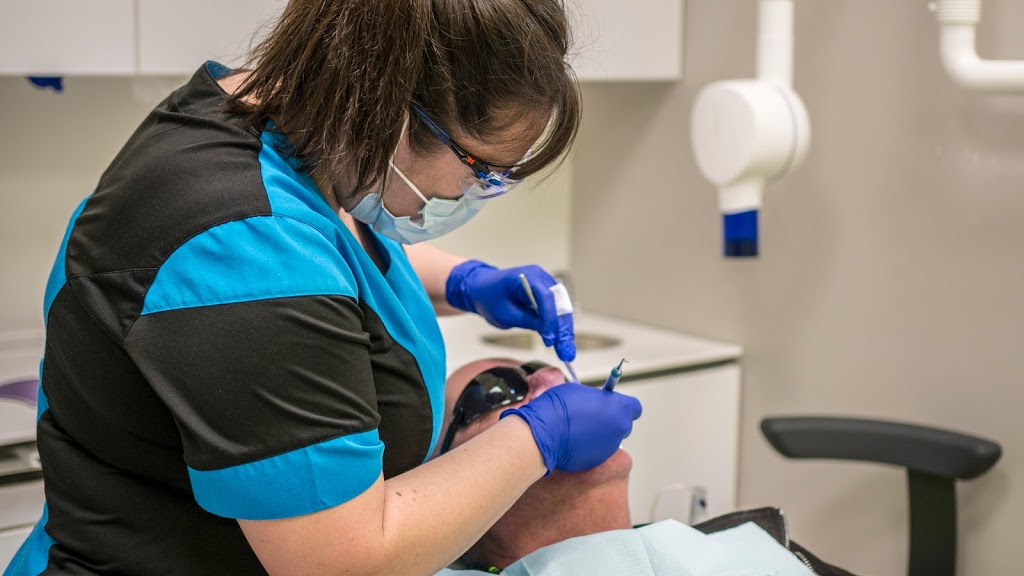 Dentistry @ Smiths Falls | 275 Brockville St, Smiths Falls, ON K7A 4Z6, Canada | Phone: (613) 205-1600