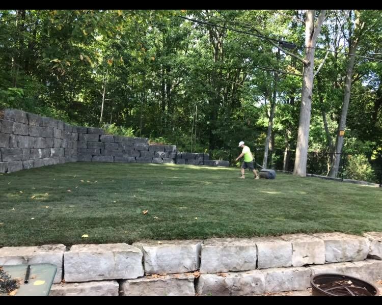 Right on landscaping inc | 2302 Dumfries Rd #2, Cambridge, ON N1R 5S3, Canada | Phone: (226) 750-0360