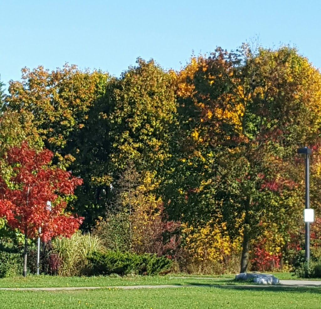 David Farr Park | 1868 Bowler Dr, Pickering, ON L1V 3E4, Canada
