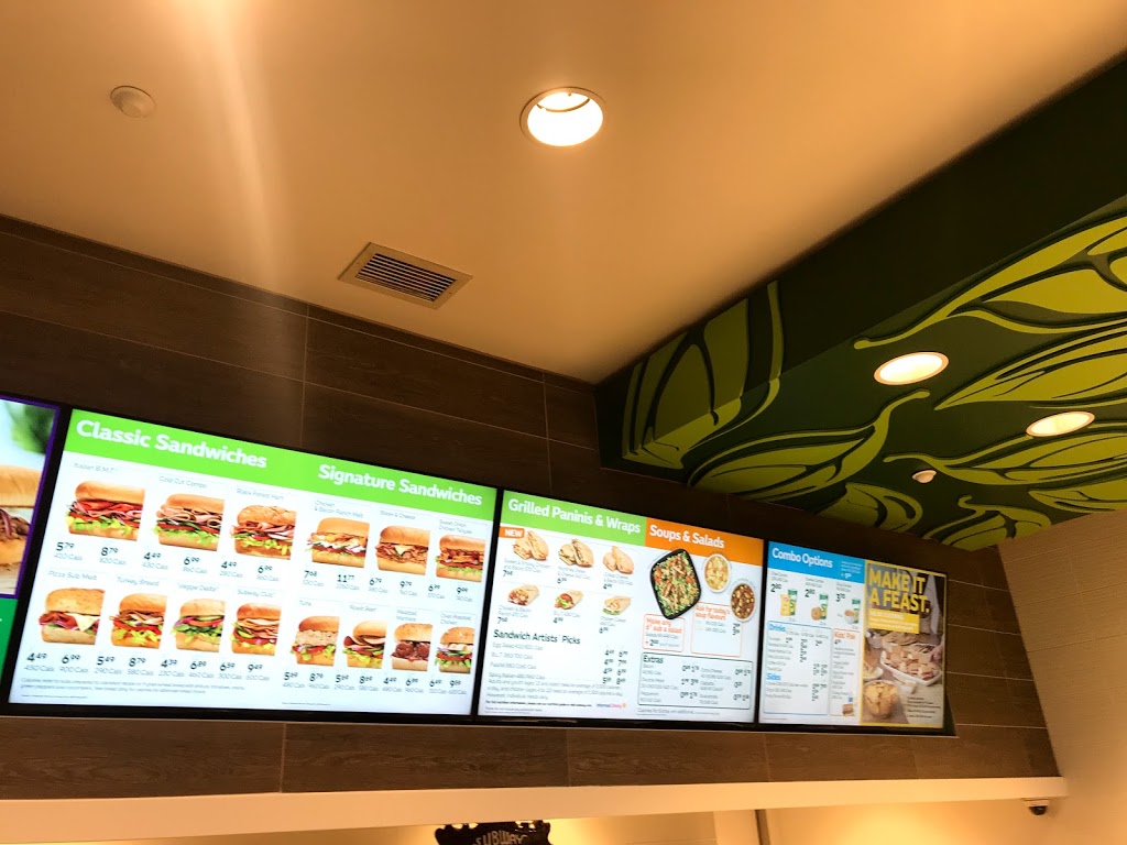 Subway | 5100 Erin Mills Pkwy, Mississauga, ON L5M 4Z5, Canada | Phone: (905) 828-8568