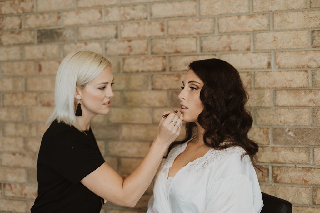 519 bridal beauty | 310 Paisley Rd, Guelph, ON N1H 2P9, Canada | Phone: (519) 994-3289