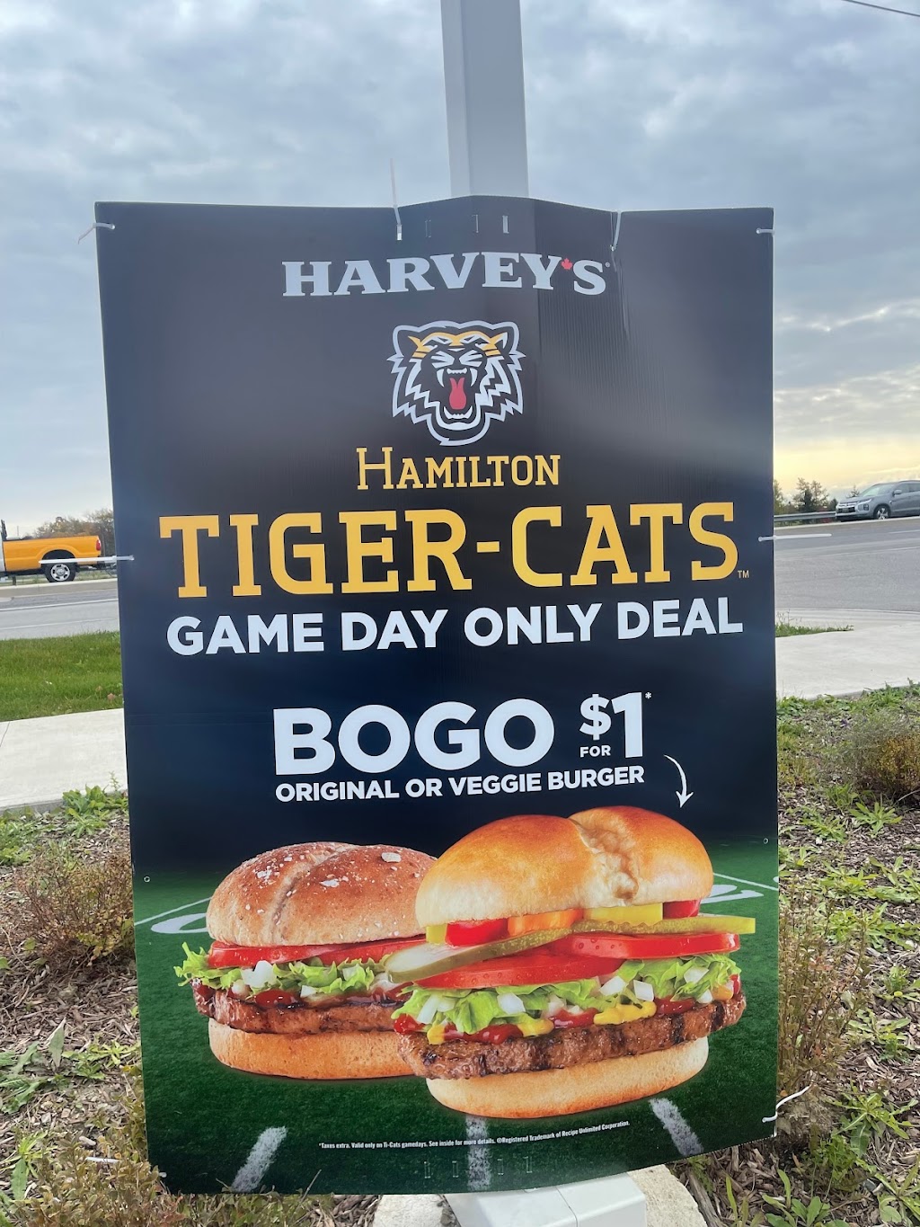 Harveys | 3 Green Mountain Rd W, Hamilton, ON L8J 2V5, Canada | Phone: (365) 218-0060