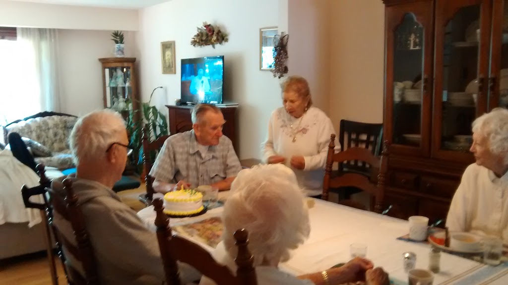 HOME SUITE HOME ASSISTED LIVING | 108 Wilhelm St, Wasaga Beach, ON L9Z 1R2, Canada | Phone: (705) 429-3131
