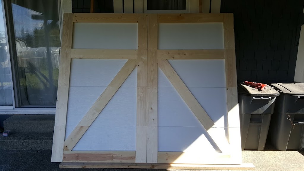 Garage Door Doctor Victoria | 118 Aldersmith Pl #65, Victoria, BC V9A 7M9, Canada | Phone: (250) 383-3874