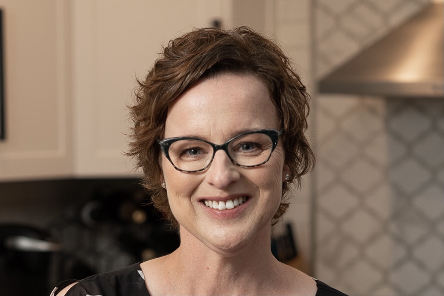 Candace Weel, Real Estate Sales Representative | 7458 ON-26 Unit 11, Stayner, ON L0M 1S0, Canada | Phone: (705) 794-8494