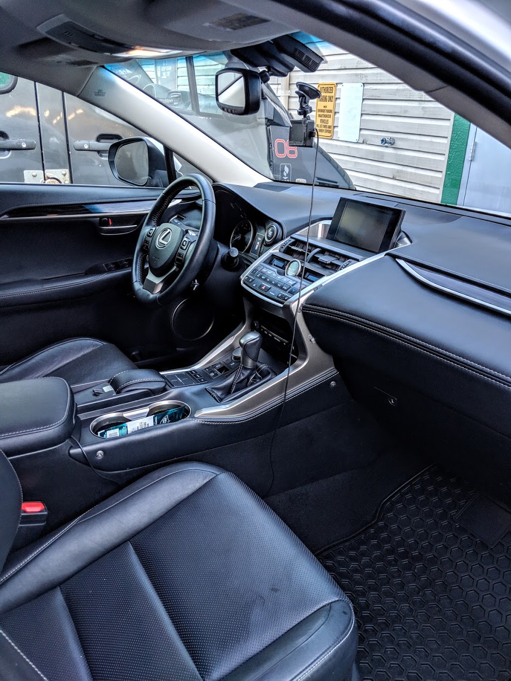 SIAHAR AUTOSPA | 13555 58 Ave, Surrey, BC V3X 2R5, Canada | Phone: (778) 565-4500