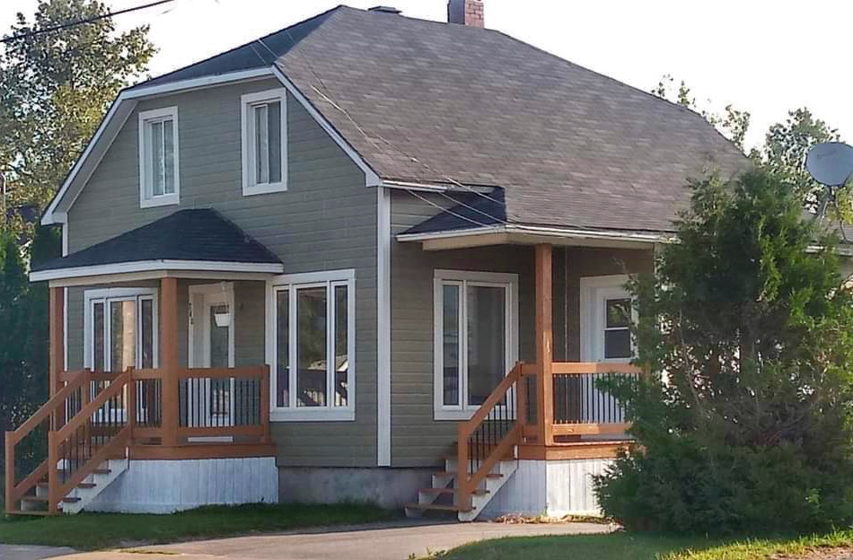 La Villageoise, Saint-Michel Des Saints | 740 Rue Brassard, saint michel des saints, QC J0K 3B0, Canada | Phone: (514) 235-6126