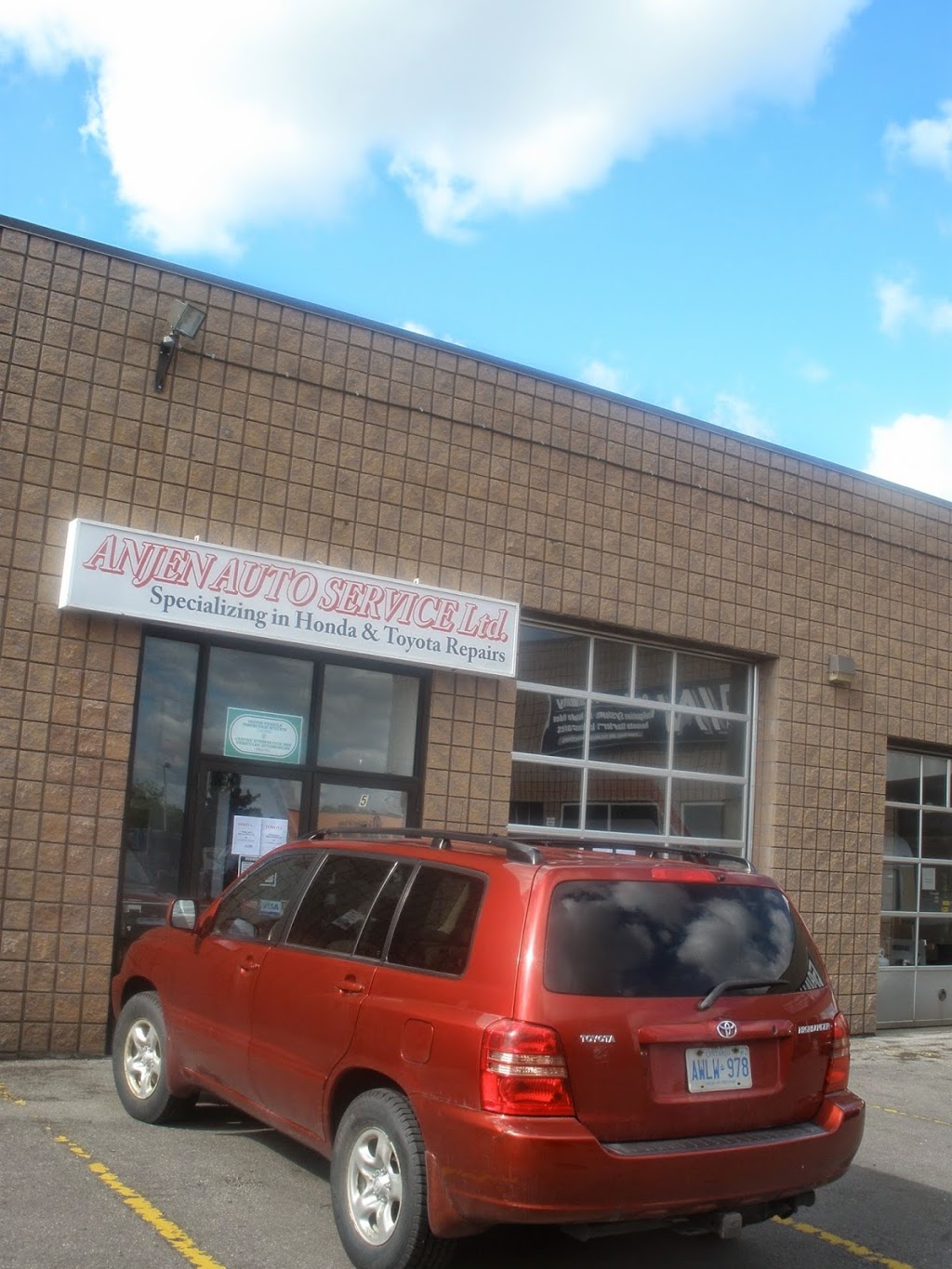 Anjen Auto Service | 73 Beach Rd, Hamilton, ON L8L 3Z8, Canada | Phone: (905) 662-7548