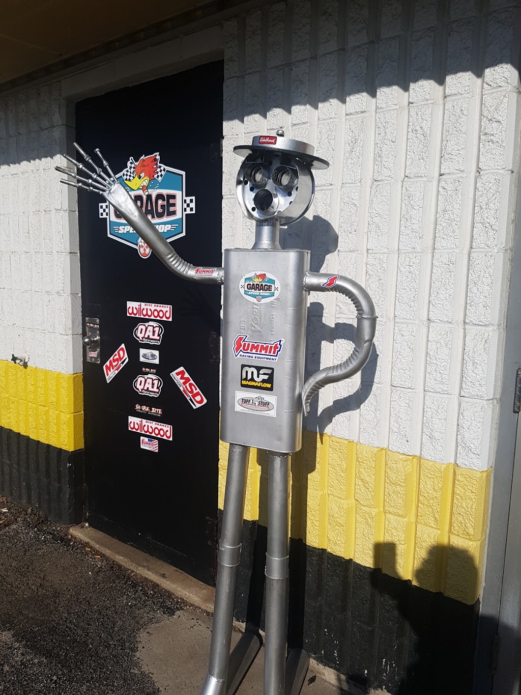 Jims Garage | 4235 Fairview St, Burlington, ON L7L 2A4, Canada | Phone: (905) 633-9600