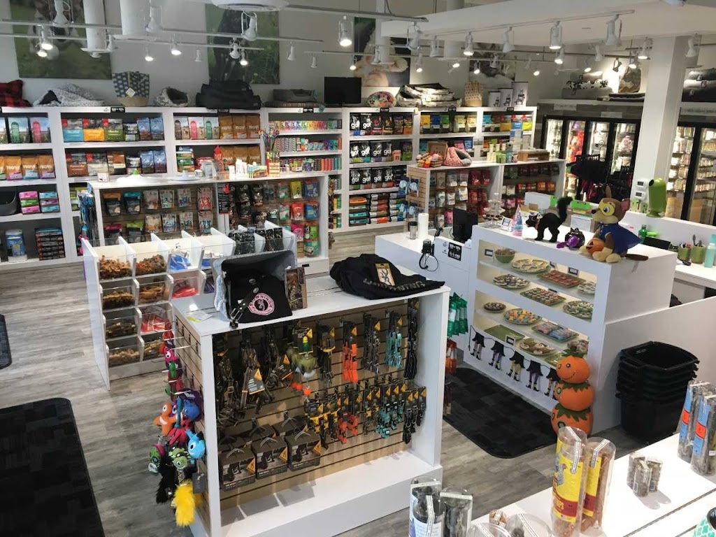 Bone & Biscuit | 14 Aquitania Blvd W #40-50, Lethbridge, AB T1J 5L4, Canada | Phone: (403) 330-1099