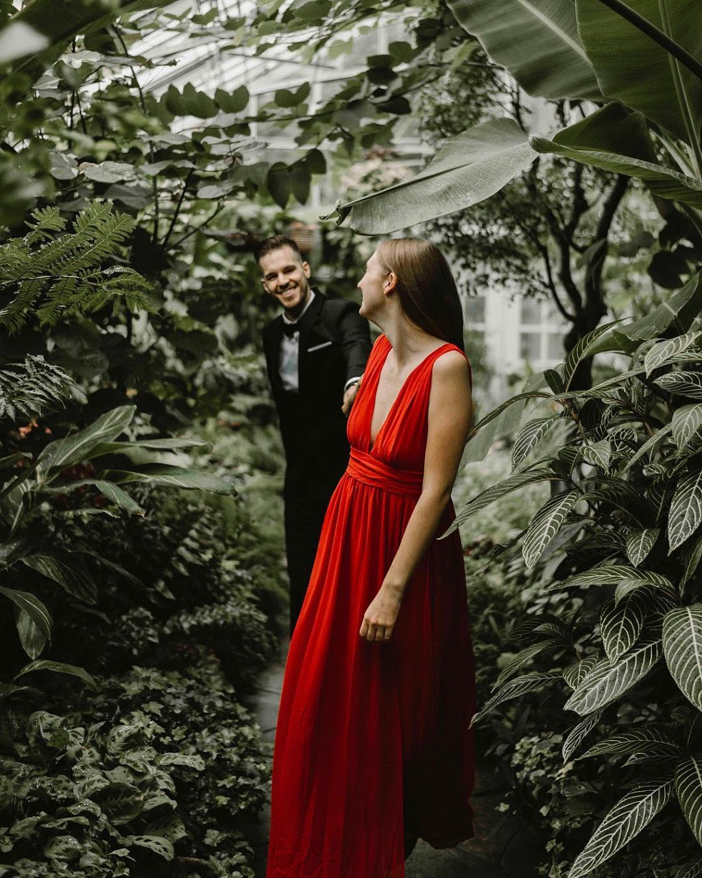 Josh and Carlie Photography | 11 Comet Ave, Hamilton, ON L8H 7E4, Canada | Phone: (647) 567-4090