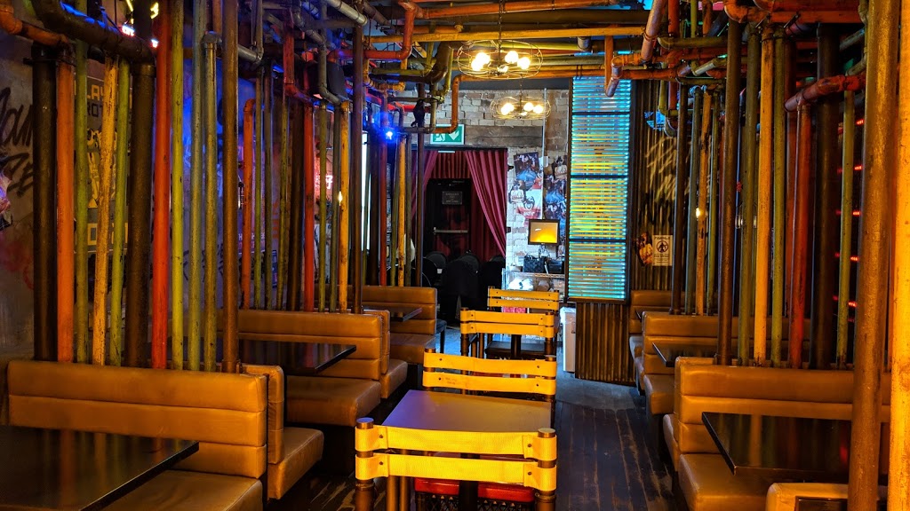Storm Crow Manor | 580 Church St, Toronto, ON M4Y 2E5, Canada | Phone: (416) 367-2769