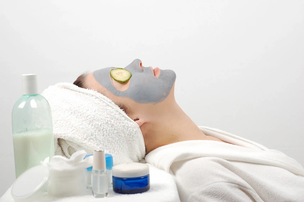 Venus Beauty and Wellness | 462 Riverside Dr, London, ON N6H 2R7, Canada | Phone: (519) 281-1121