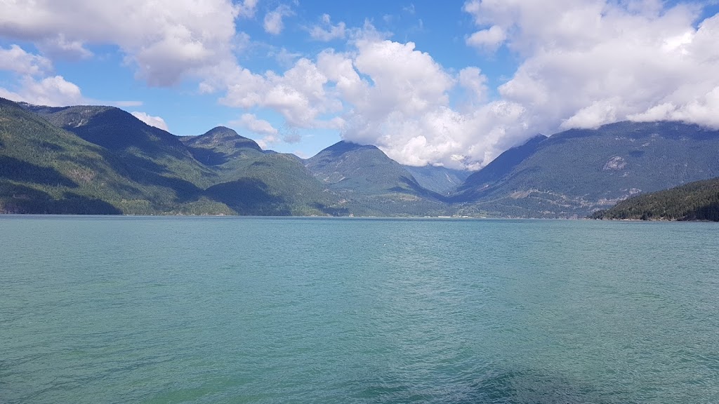 Minaty Bay | 27154 Sea-to-Sky Hwy, Britannia Beach, BC V0N 1J0, Canada | Phone: (604) 896-2339