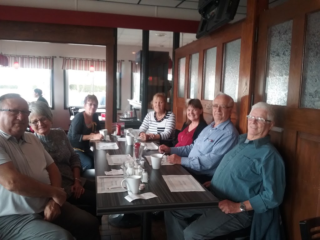 Restaurant La Place | 20 St Jacques S, Coaticook, QC J1A 2N7, Canada | Phone: (819) 849-6123