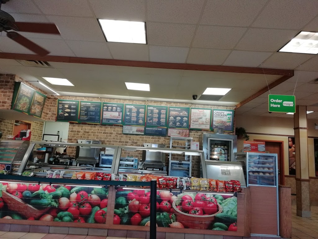 Subway | 333 Main St Unit 3, Shediac, NB E4P 2B2, Canada | Phone: (506) 532-2440