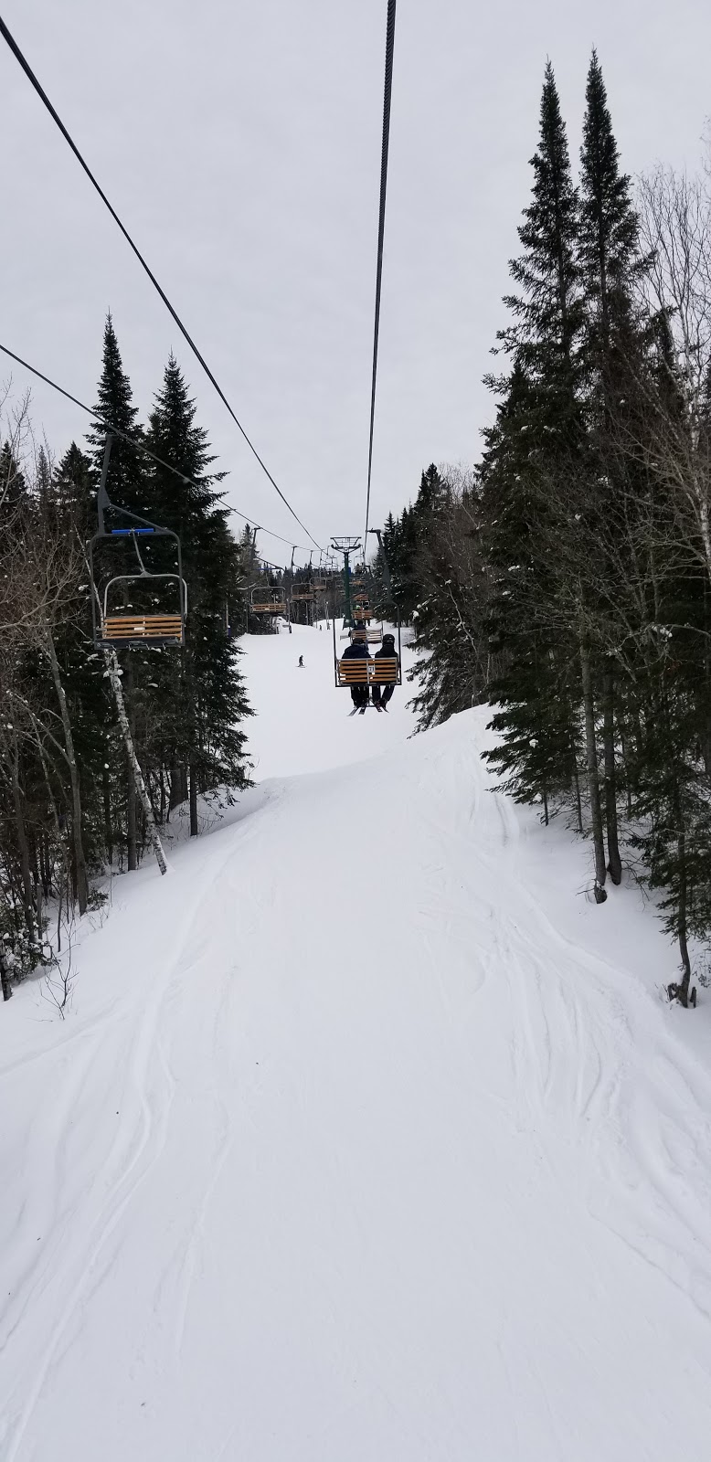 Centre municipal de ski | 700 Rue Desbiens, La Tuque, QC G9X 4E6, Canada | Phone: (819) 523-4422