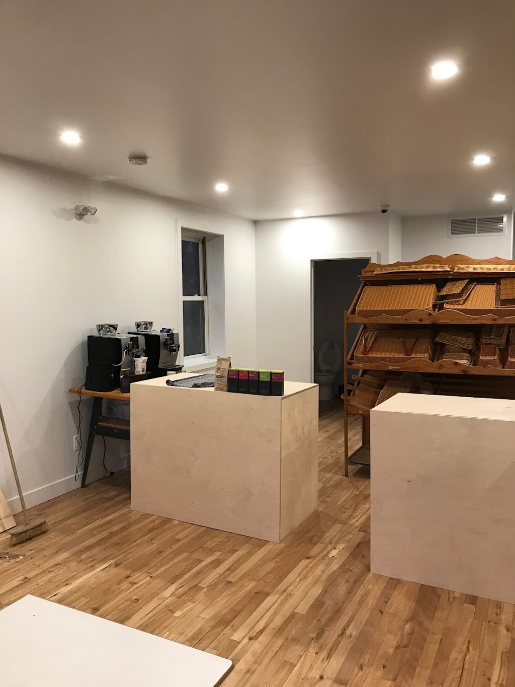 Boulangerie PATOka | 118 Rue Notre Dame, Oka, QC J0N 1E0, Canada | Phone: (450) 415-0666