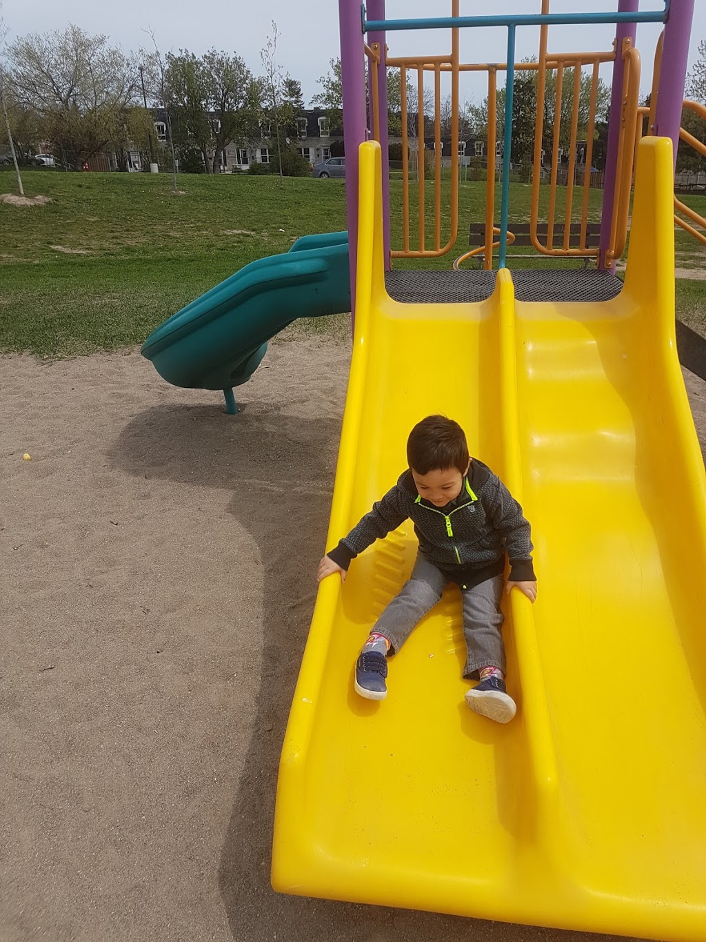 Gulleden Park | Mississauga, ON L4X 2M9, Canada | Phone: (416) 917-1206