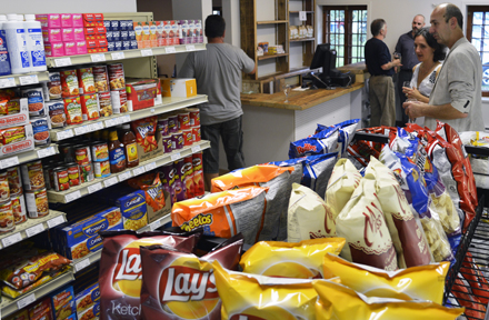 le POP, Dépanneur communautaire | 588 Chemin du Roy, Grondines, QC G0A 1W0, Canada | Phone: (418) 268-3268