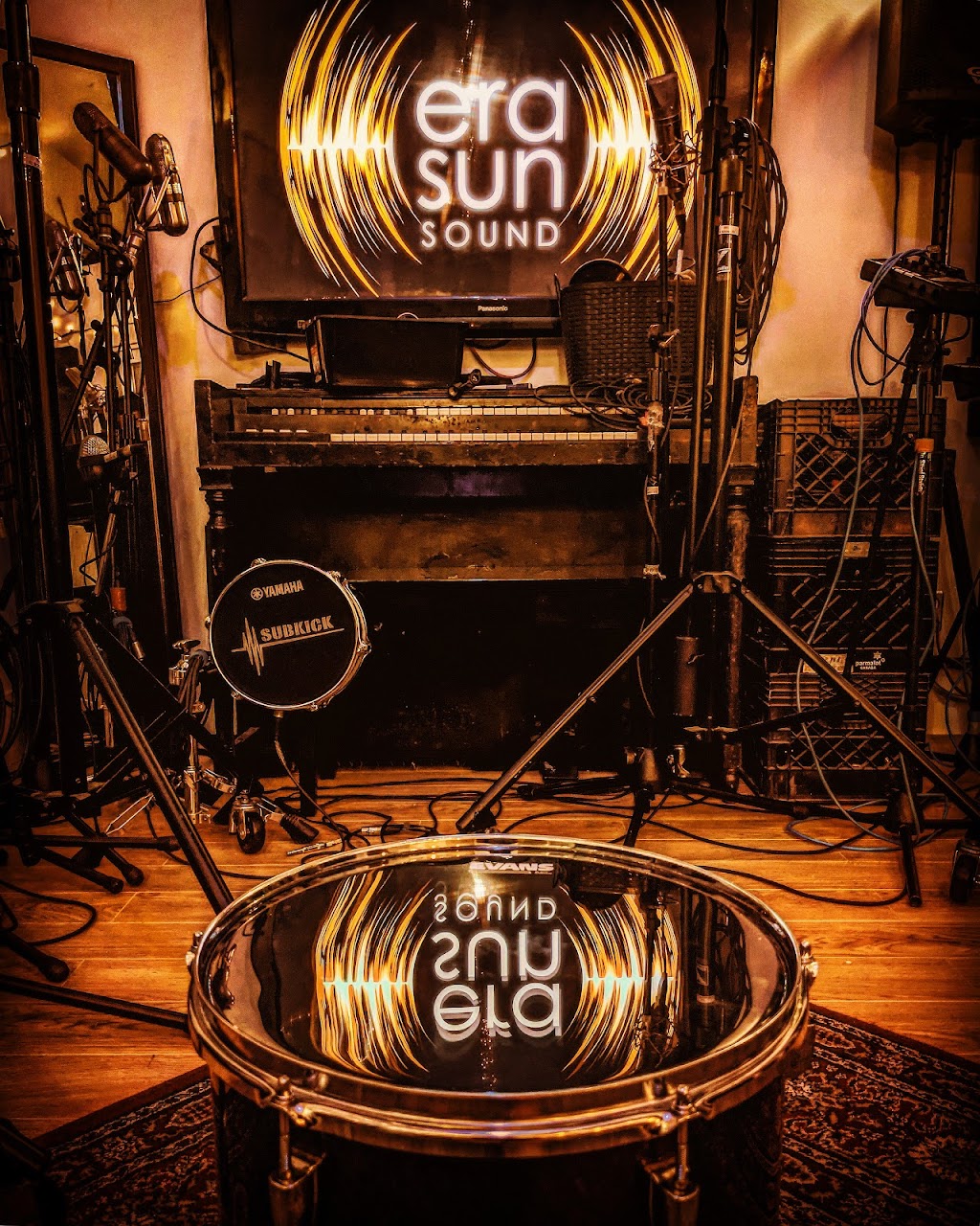 era sun sound | 25 Polson St, Toronto, ON M5A 1A4, Canada | Phone: (416) 888-6135