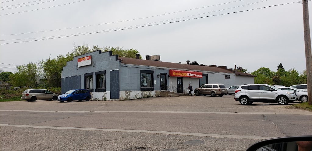 Valley Buns Bakery and Deli | 130 Howard St, Pembroke, ON K8A 2G5, Canada | Phone: (613) 732-9425