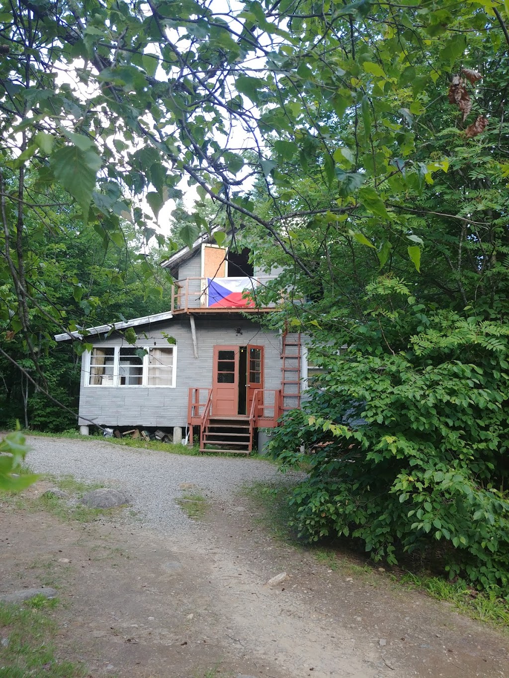 Camp HOSTÝN | 135 Rue Dorilda, Saint-Calixte, QC J0K 1Z0, Canada | Phone: (450) 222-2006