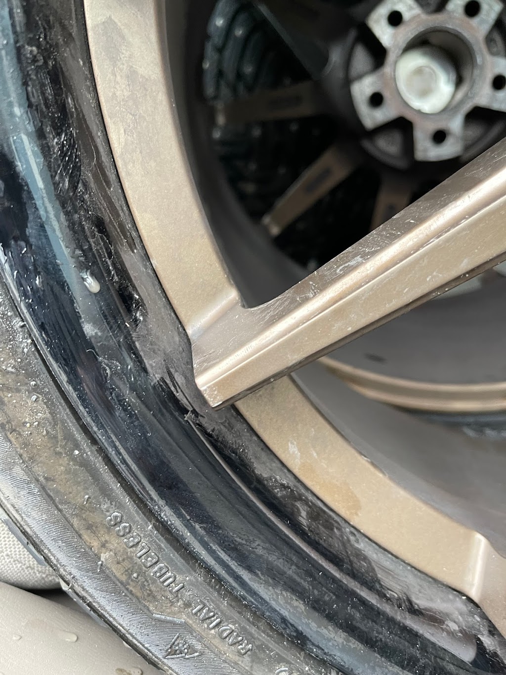 L & P Tire Service Ltd | 31272 Peardonville Rd, Abbotsford, BC V2T 6K8, Canada | Phone: (604) 850-2425
