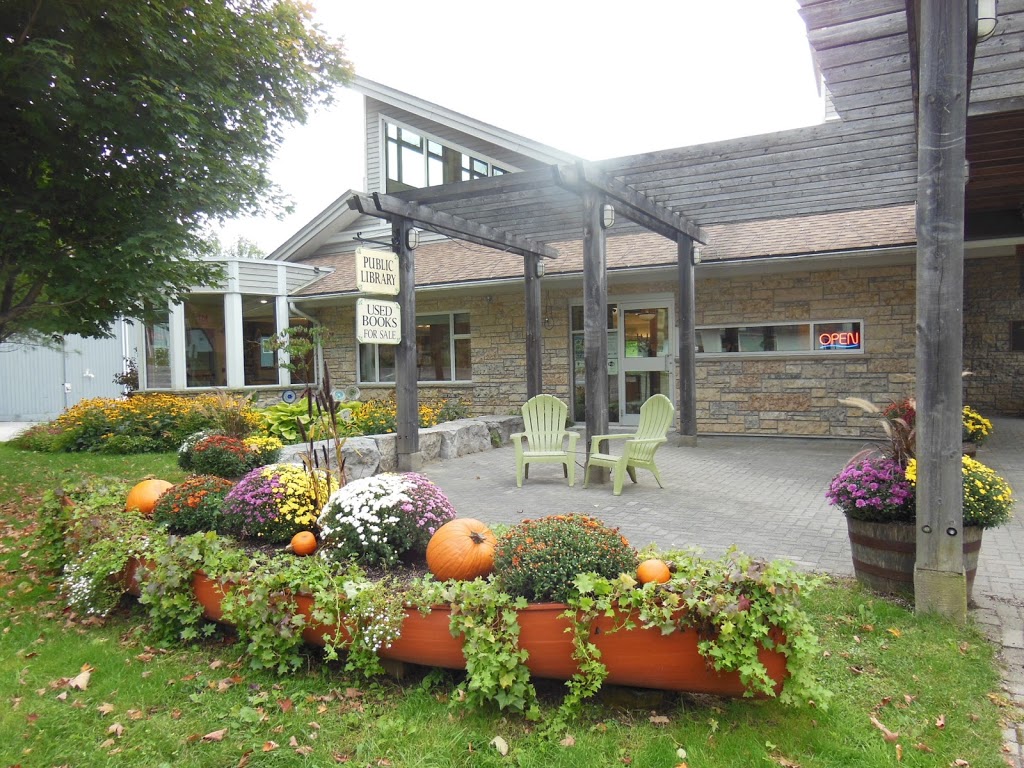 Muskoka Lakes Public Library | 69 Joseph St, Port Carling, ON P0B 1J0, Canada | Phone: (705) 765-5650