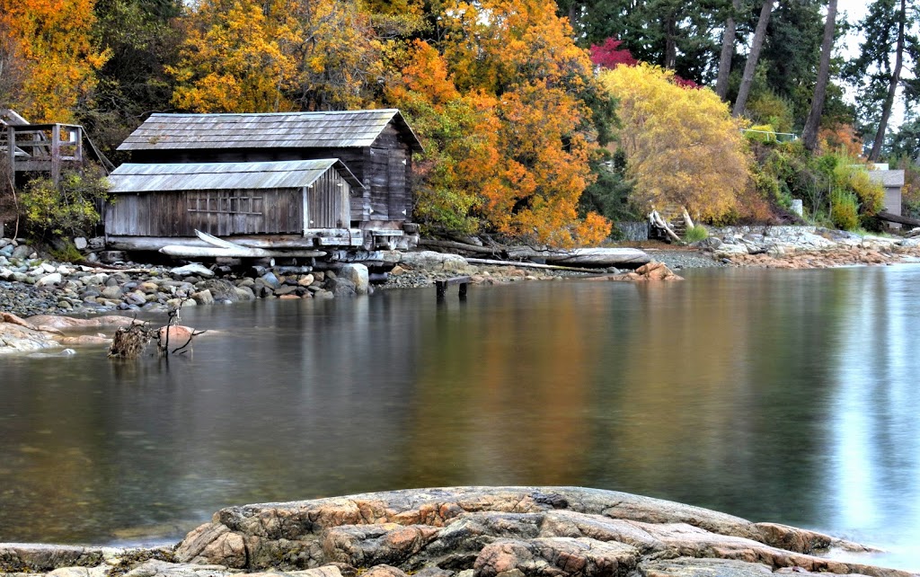 Saanichton Park and Boat Shed | Central Saanich, BC V8M 1V5, Canada