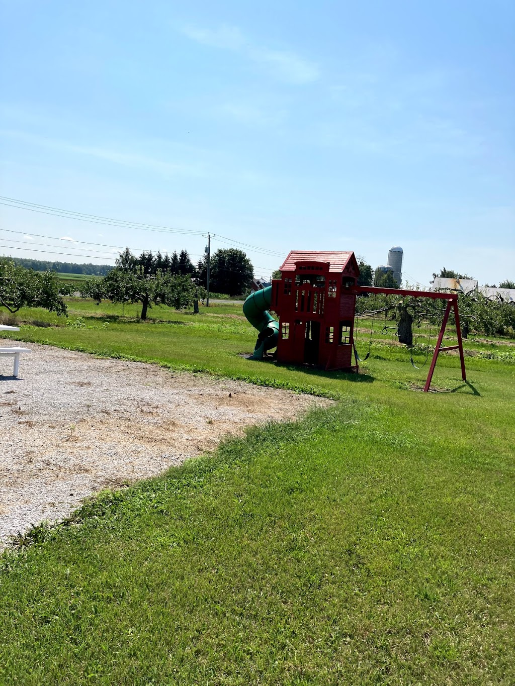 Verger Henryville | 660 QC-133, Henryville, QC J0J 1E0, Canada | Phone: (450) 299-2733