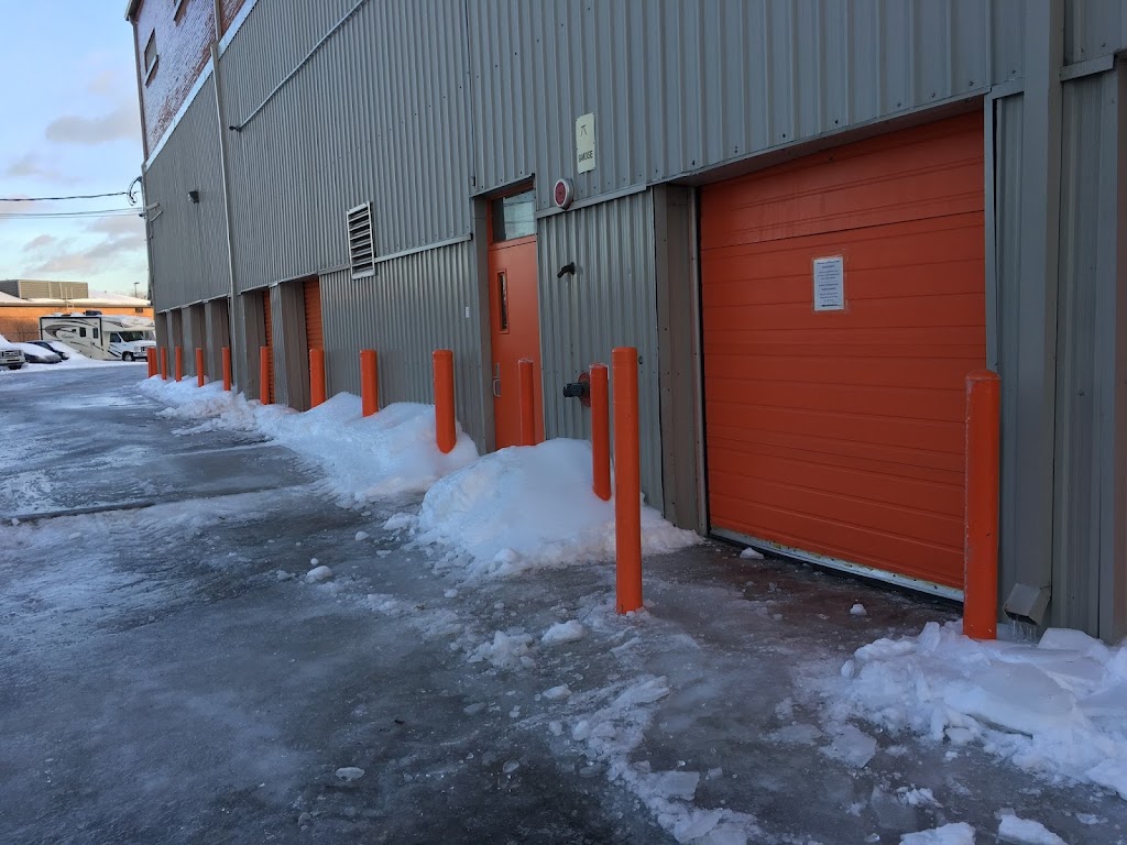 Public Storage | 380 Bd Sir-Wilfrid-Laurier, Saint-Lambert, QC J4R 2L2, Canada | Phone: (450) 465-9970