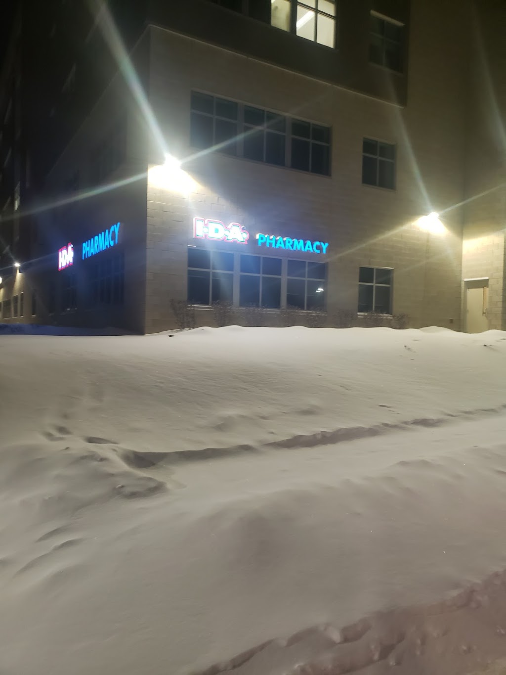 Thunder Bay IDA Pharmacy | 1040 Oliver Rd, Thunder Bay, ON P7B 7A5, Canada | Phone: (807) 345-8880