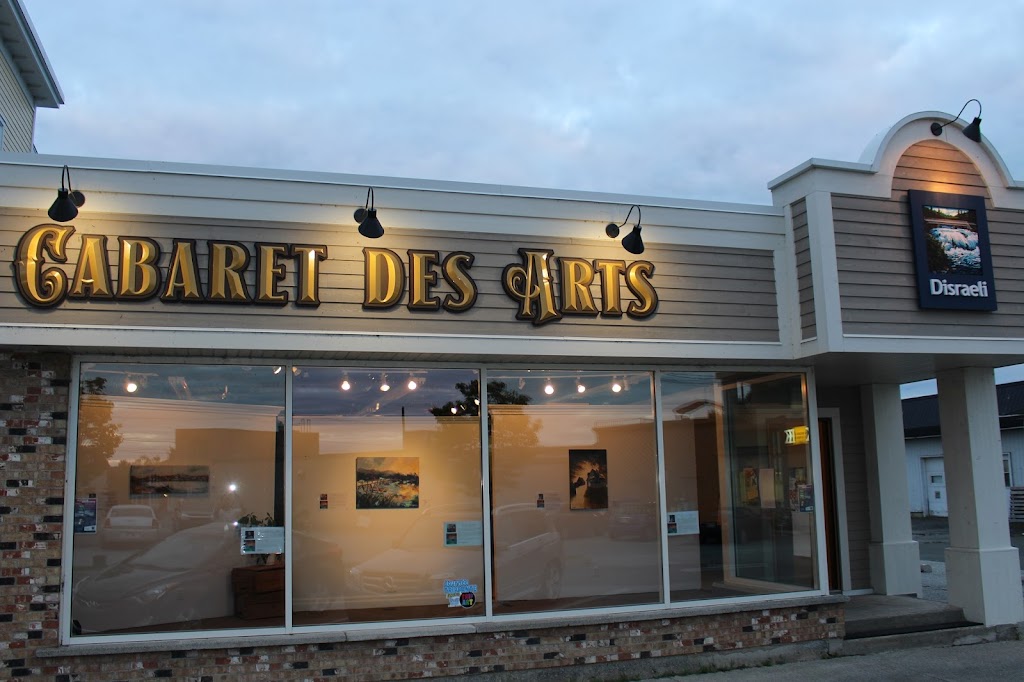 Cabaret des arts | 310 Rue Laurier, Disraeli, QC G0N 1E0, Canada | Phone: (418) 449-2771