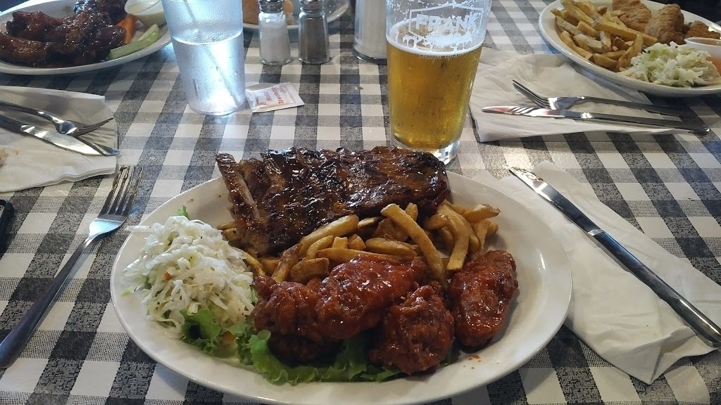 Rays Ribhouse | 17 Robson Rd, Leamington, ON N8H 2M8, Canada | Phone: (519) 322-5940