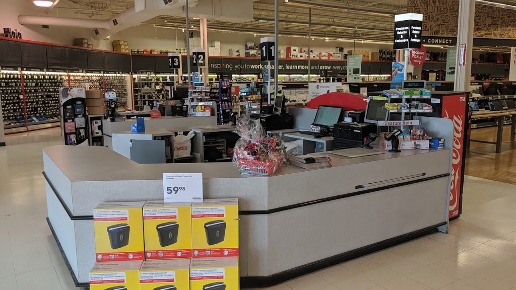 Staples | 843 Leila Ave, Winnipeg, MB R2V 3J7, Canada | Phone: (204) 925-4510