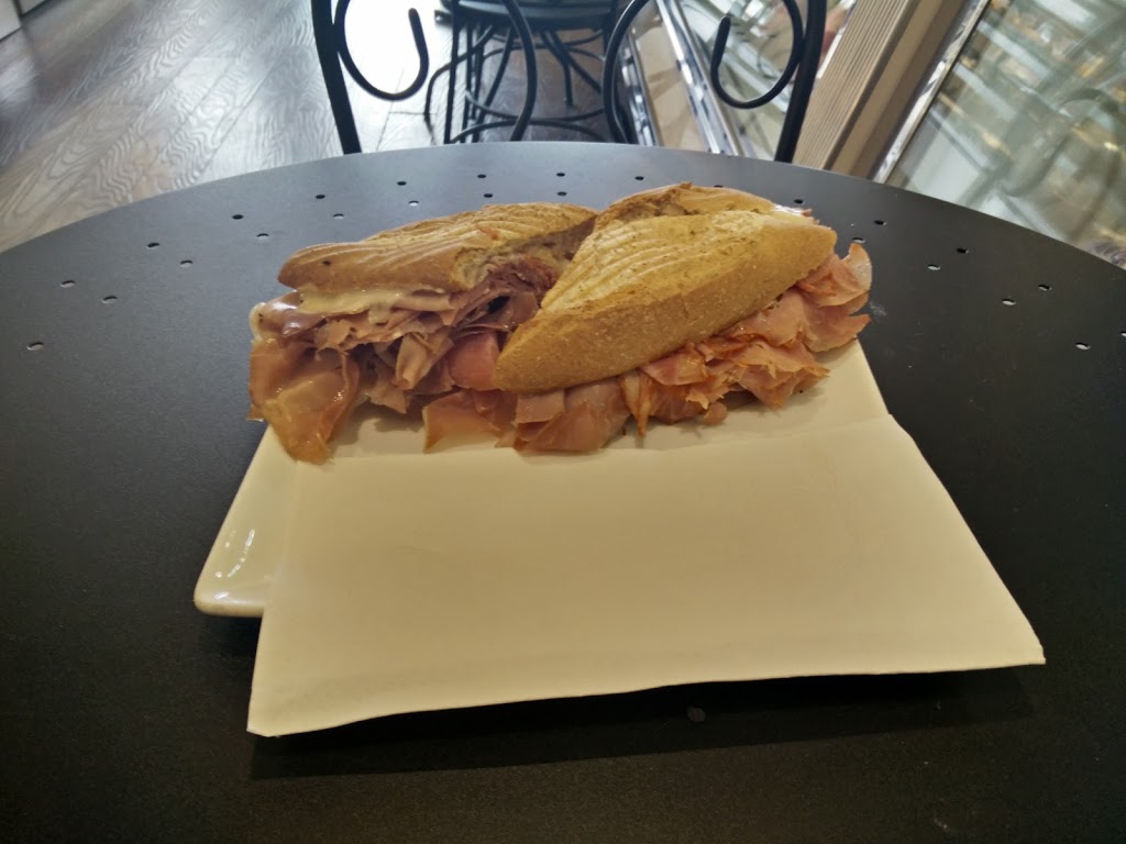 Gourmet Aldo | 2437 Rue Allard, Montréal, QC H4E 2L3, Canada | Phone: (514) 766-5921