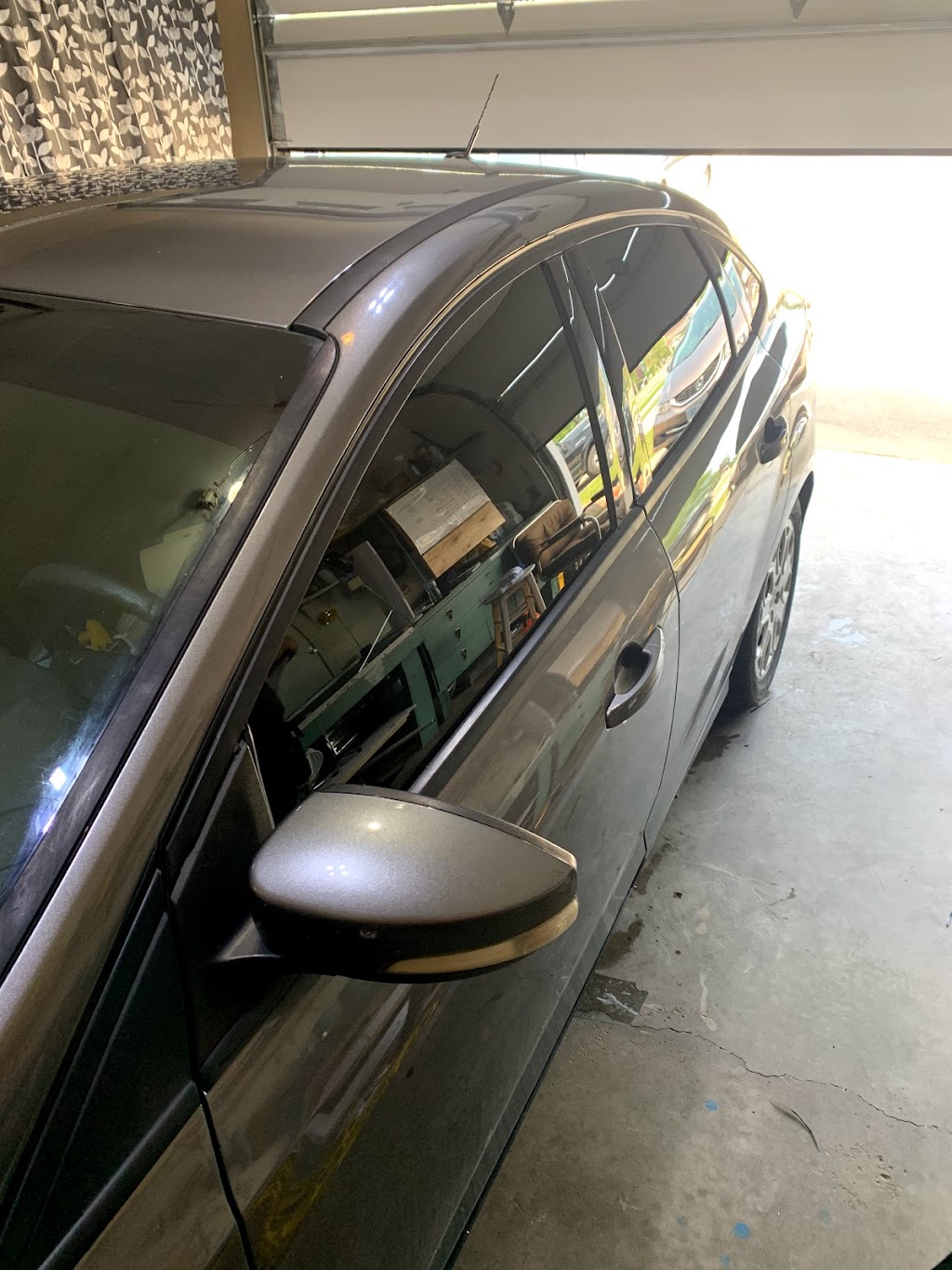 Tinting | 450 Beach Rd, Hamilton, ON L8H 3K6, Canada | Phone: (289) 925-3873