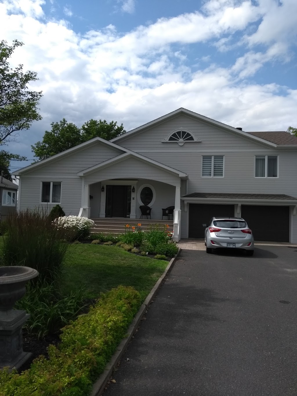 Les Peintures René Lévesque | 620 de la Sablière, Sorel-Tracy, QC J3P 0G2, Canada | Phone: (450) 846-2083