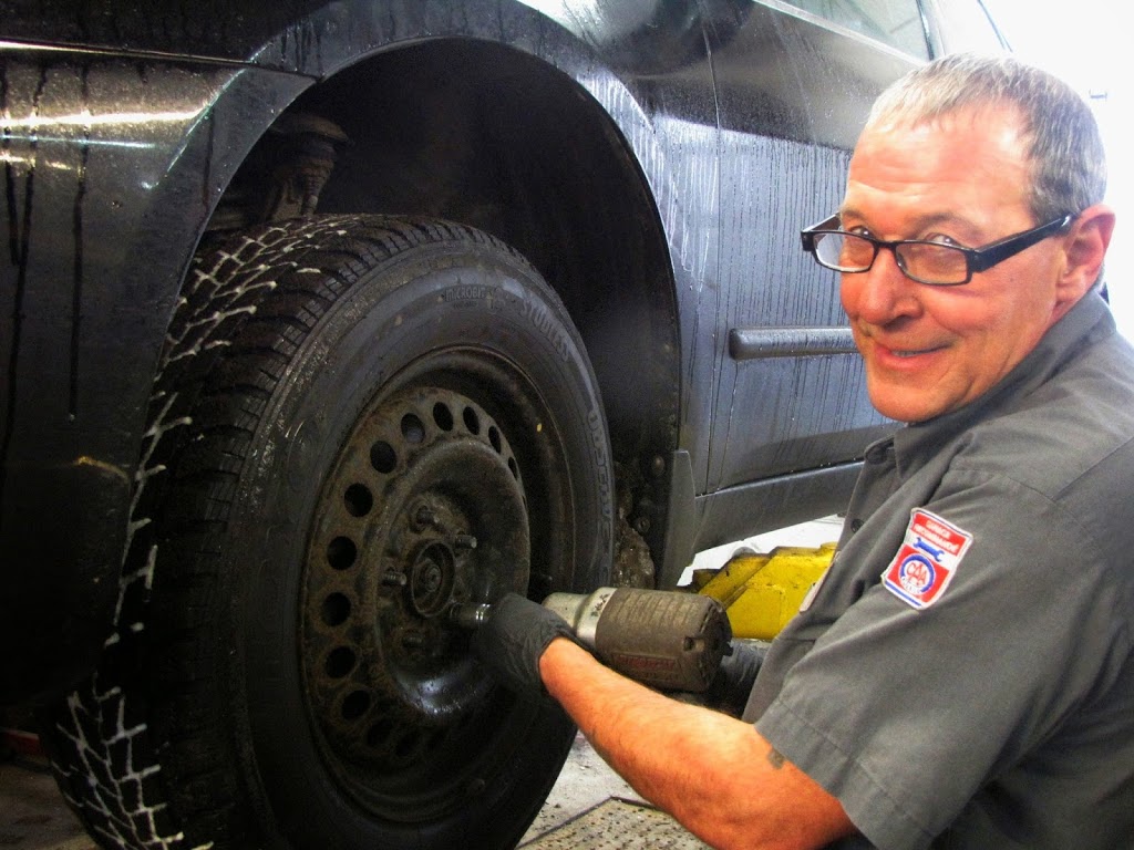 Garage Jean Bureau | 3120 Rue de Beaujeu, Trois-Rivières, QC G8Z 1T4, Canada | Phone: (819) 374-1124