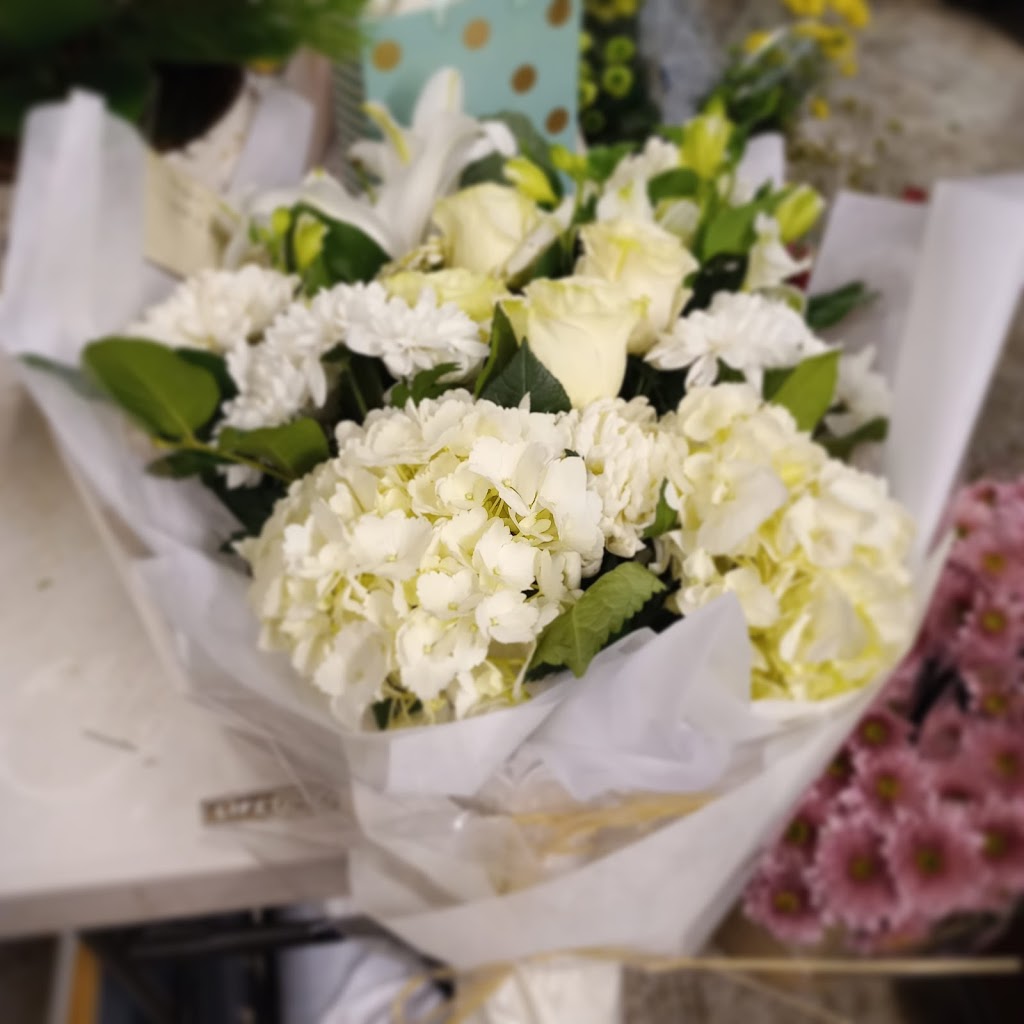 Kam Ngai Florists | 6551 No 4 Rd, Richmond, BC V6Y 2T2, Canada | Phone: (604) 231-8999