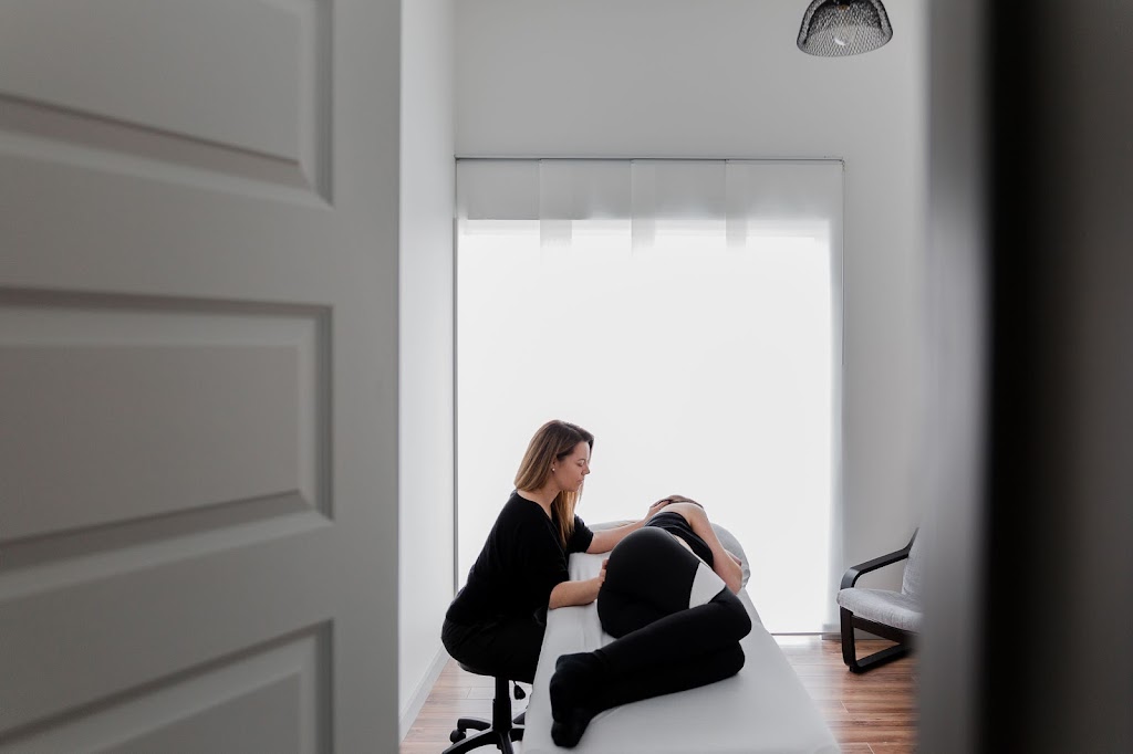 Marie-Hélène Bastille Ostéopathe | 1500 Bd Industriel, Chambly, QC J3L 6Z7, Canada | Phone: (450) 700-1670