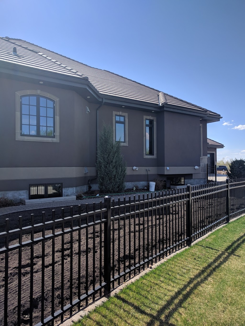 Ranger Realty Co Ltd | 704 Fraser Vista Northwest, Edmonton, AB T5Y 0L6, Canada | Phone: (780) 478-7791