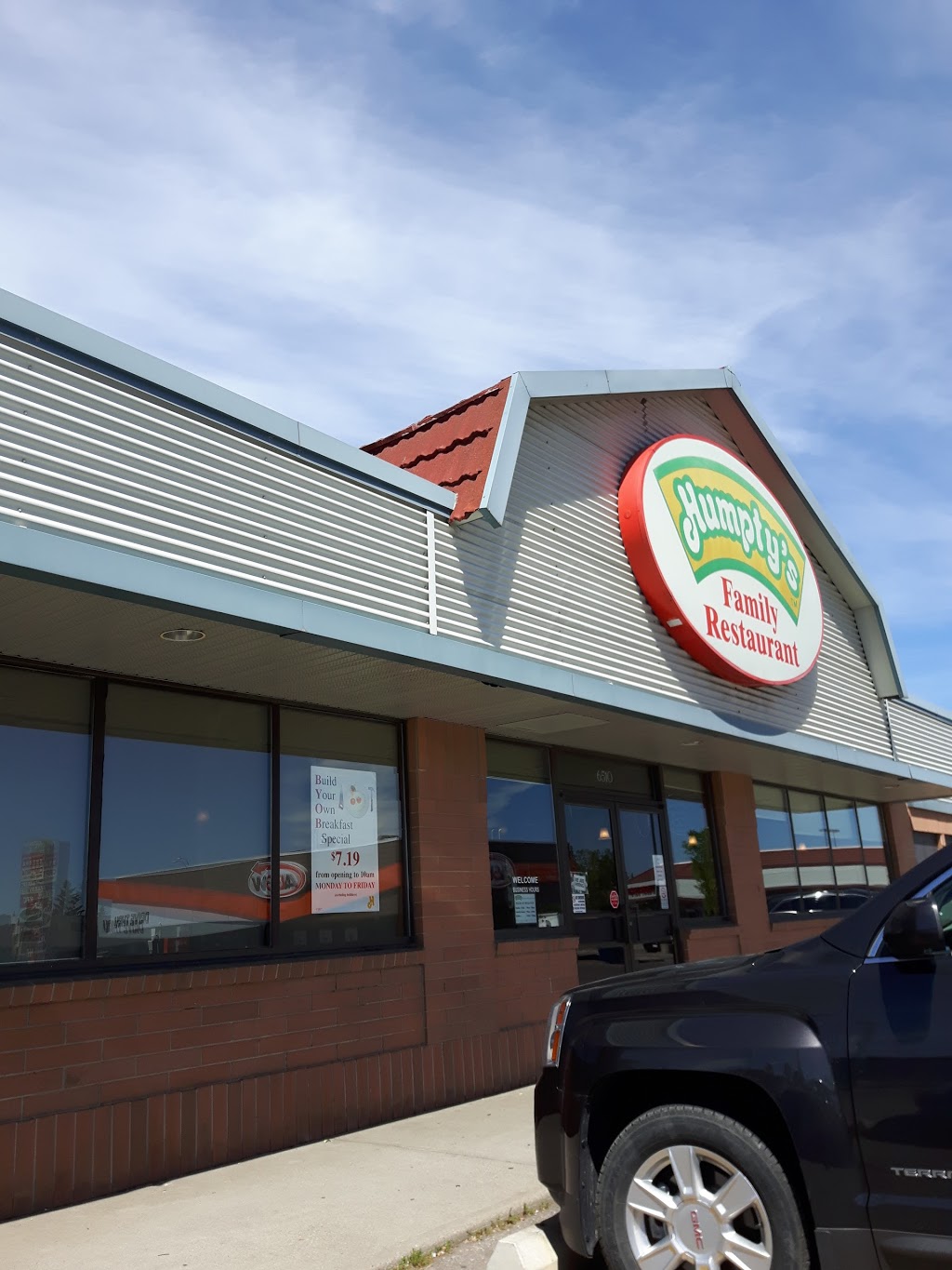 Humptys Family Restaurants | 6510 4 St NE, Calgary, AB T2K 6H2, Canada | Phone: (403) 457-9902