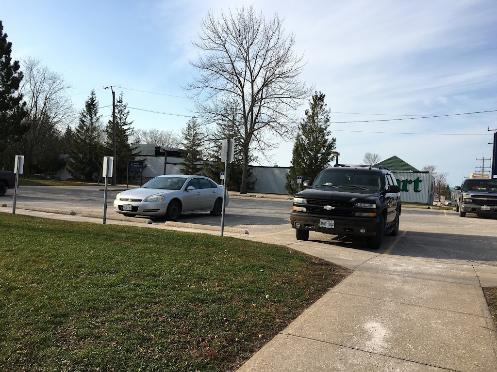 RBC Royal Bank | 632 Main St, Sauble Beach, ON N0H 2G0, Canada | Phone: (519) 422-1472