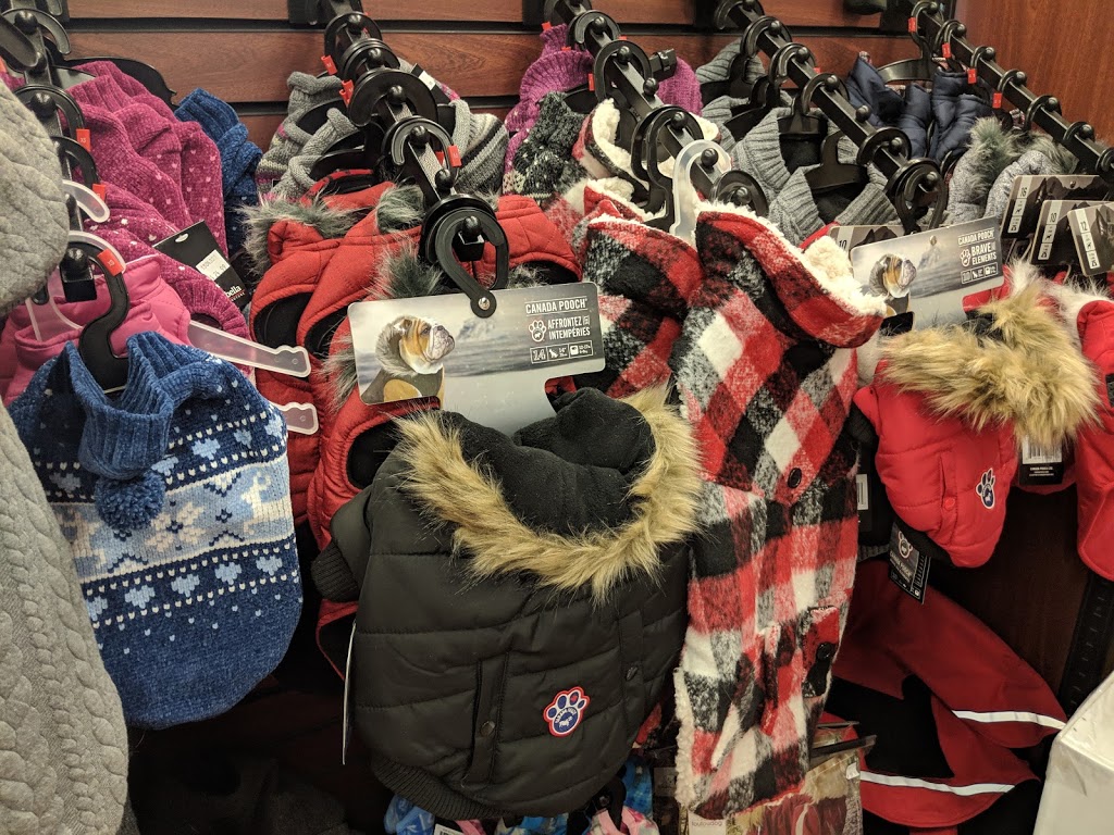 Pet Valu | 3077 Mavis Rd, Mississauga, ON L5C 1T7, Canada | Phone: (905) 306-0909